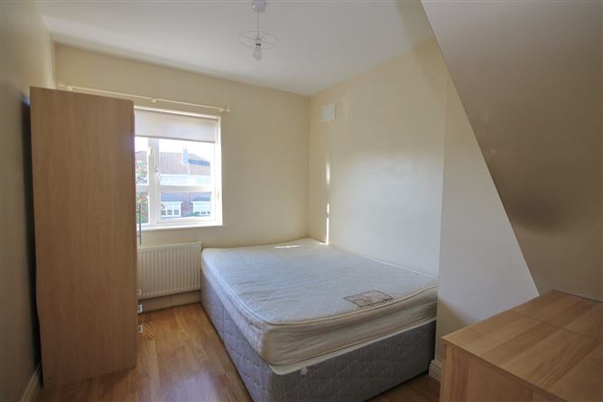 8 Griffeen Glen Vale, Lucan, Co. Dublin
