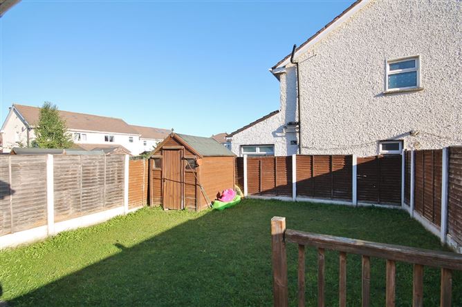 8 Griffeen Glen Vale, Lucan, Co. Dublin