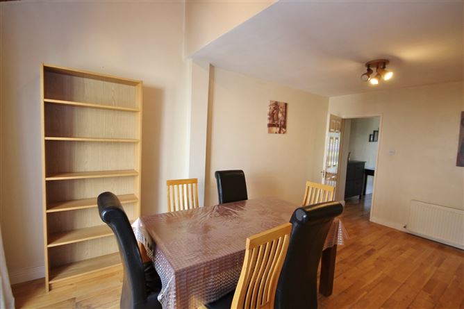 8 Griffeen Glen Vale, Lucan, Co. Dublin