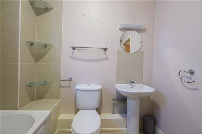 72 Ridge Hall, Ballybrack, County Dublin