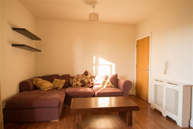 72 Ridge Hall, Ballybrack, County Dublin