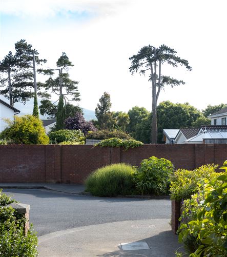9 Delbrook Park, Dundrum, Dublin 16