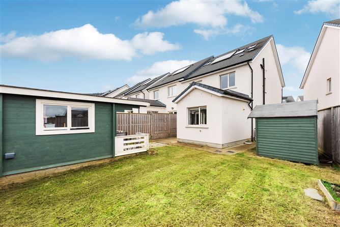 7 Belarmine View, Stepaside, Dublin 18