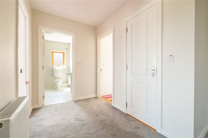 8 Ros Na Greine, Ardfinnan, Co. Tipperary