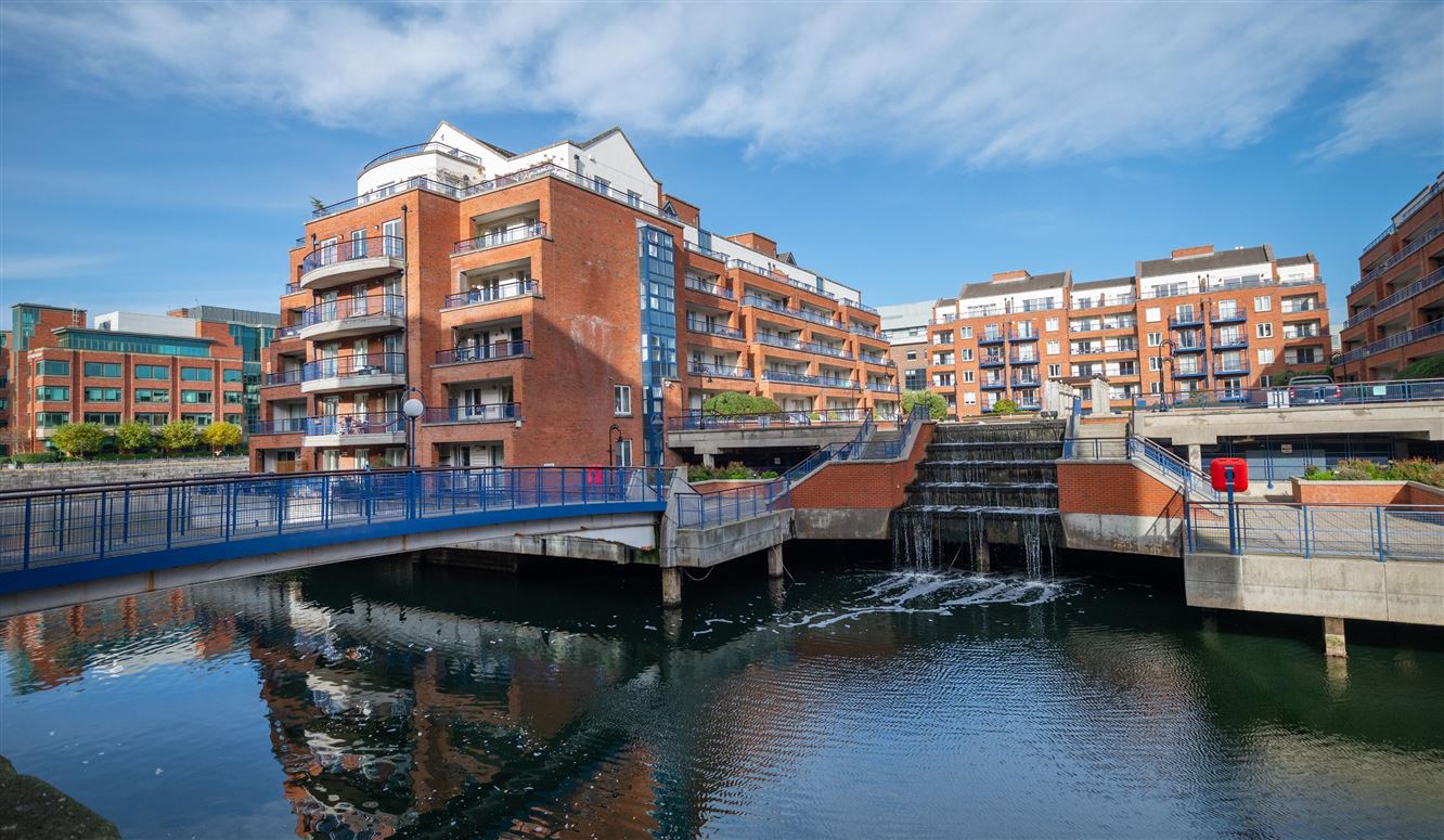 Apartment 227 Asgard, Custom House Harbour Apartments, IFSC, Dublin