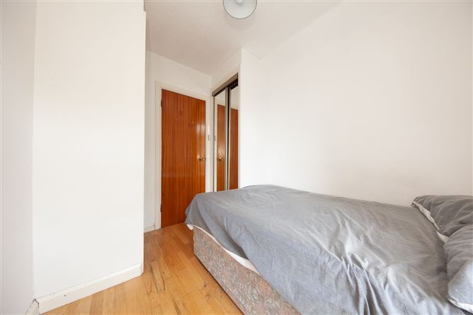 Photo 17 of 20 — APARTMENT 10 CRESCENT HOUSE THE CRESCENT , Marino, Dublin 3