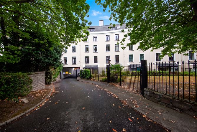 Photo 20 of 20 — APARTMENT 10 CRESCENT HOUSE THE CRESCENT , Marino, Dublin 3