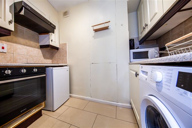 Photo 11 of 20 — APARTMENT 10 CRESCENT HOUSE THE CRESCENT , Marino, Dublin 3