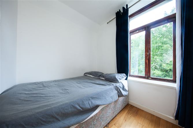 Photo 16 of 20 — APARTMENT 10 CRESCENT HOUSE THE CRESCENT , Marino, Dublin 3
