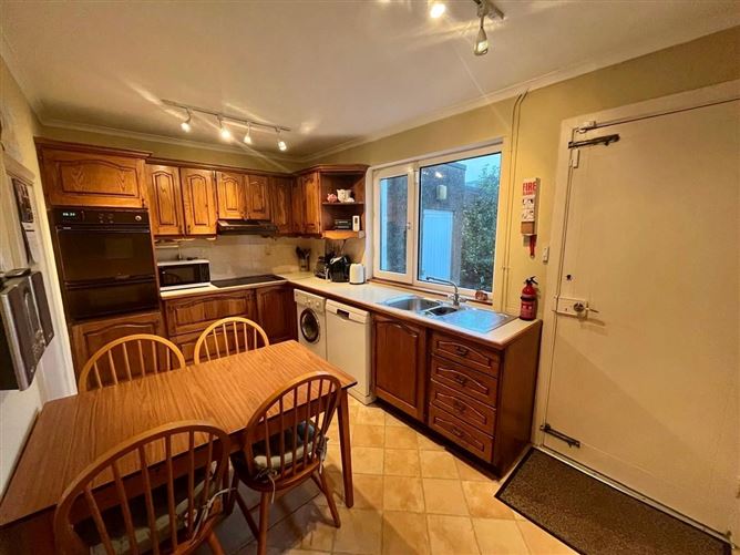 13 Lime Trees Road East, Maryborough Estate, Douglas, Cork
