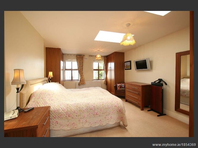 61 Castleknock Park, Castleknock, Dublin 15