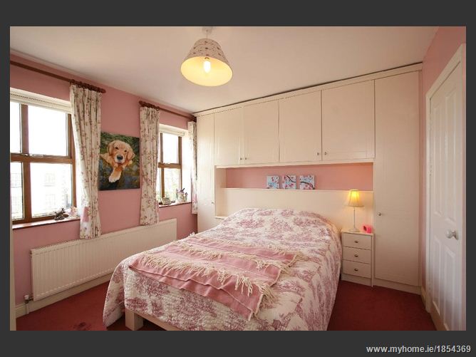 61 Castleknock Park, Castleknock, Dublin 15