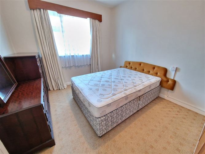 70 College Green, Ennis, Co. Clare