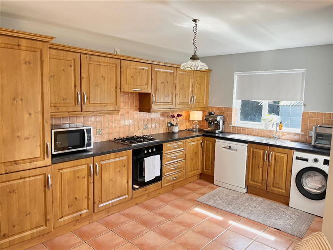 No. 37 Woodvale, Carrickmacross, Monaghan