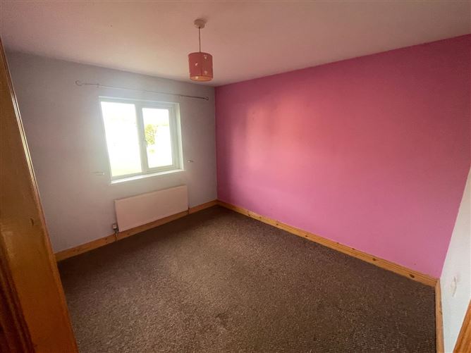 14 Beechwood Park, Curraghlane, Lifford, Co. Donegal