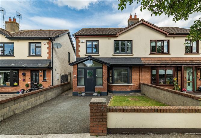 https://photos-a.propertyimages.ie/media/9/6/3/5021369/76f82158-adcb-4462-8f6c-d6b826f69102_l.jpg