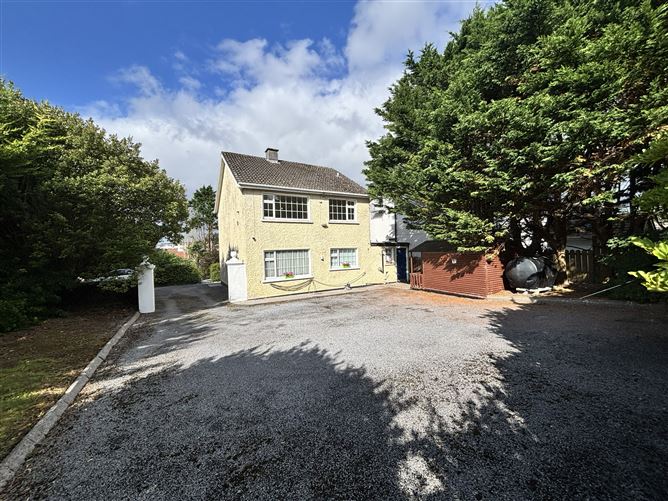 30 Glenenail Drive, Riverside, Tuam Road, Galway City