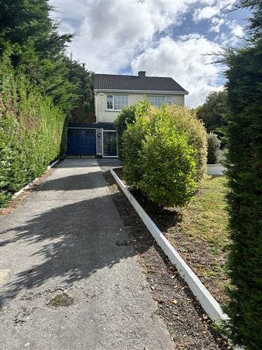 30 Glenenail Drive, Riverside, Tuam Road, Galway City