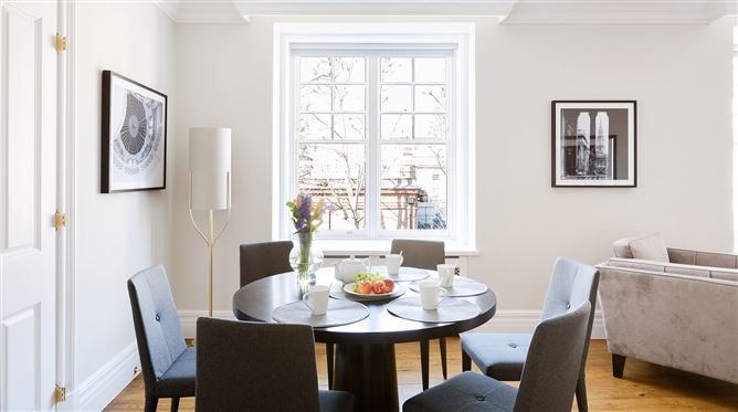 Durward Charm,London,Greater London,United Kingdom