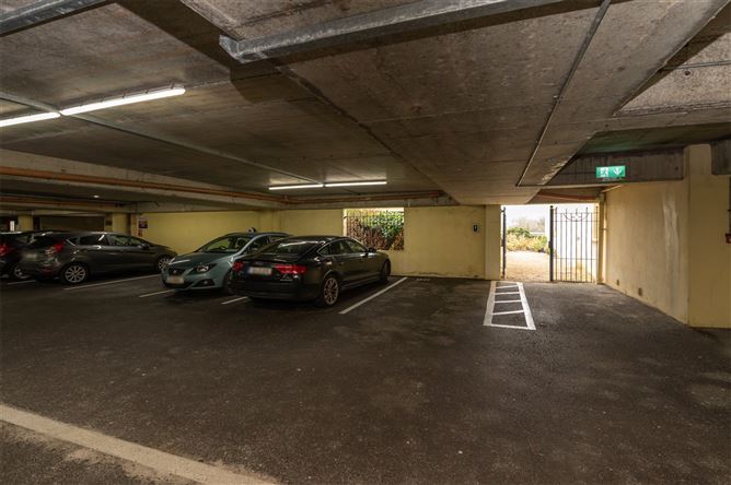72 Sonata, Hartys Quay, Rochestown, Cork