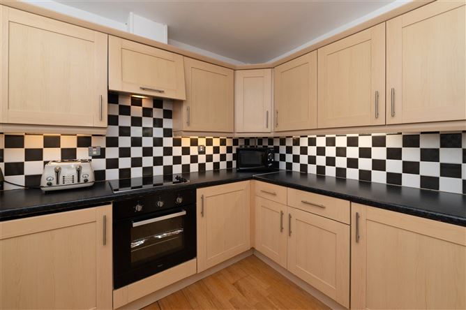 72 Sonata, Hartys Quay, Rochestown, Cork