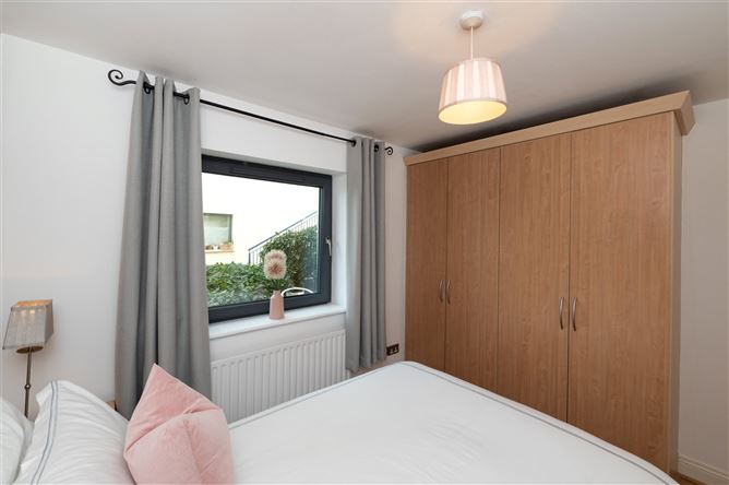 72 Sonata, Hartys Quay, Rochestown, Cork