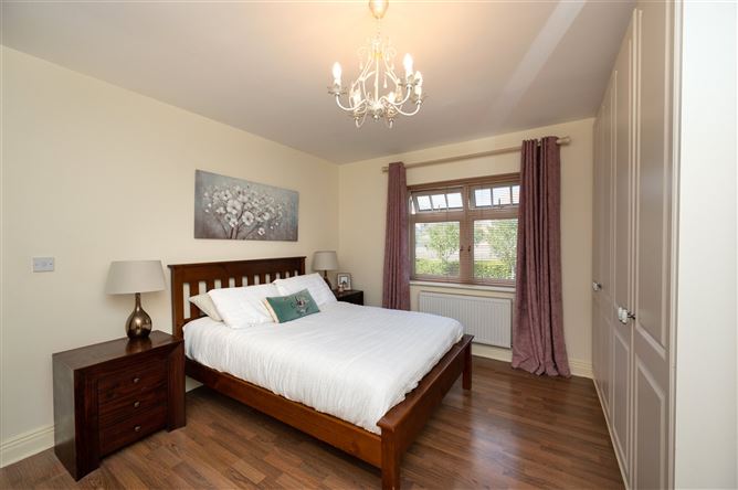 5 Rosebay, Forest Hill, Carrigaline, Cork