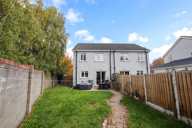 Caragh Green, Naas, Kildare