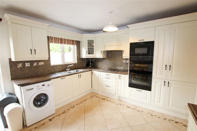 Caragh Green, Naas, Kildare