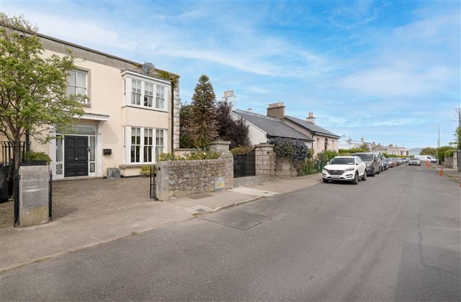1 Cove Terrace, Sandycove Avenue East, Dun Laoghaire, Co. Dublin, Dublin County, Dublin
