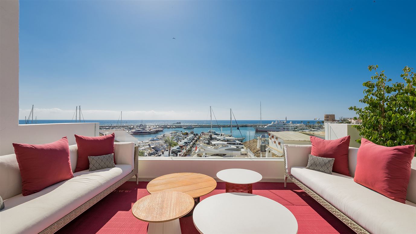 Spain, Marbella, Marbella - Puerto Banus - COSTA-00562P