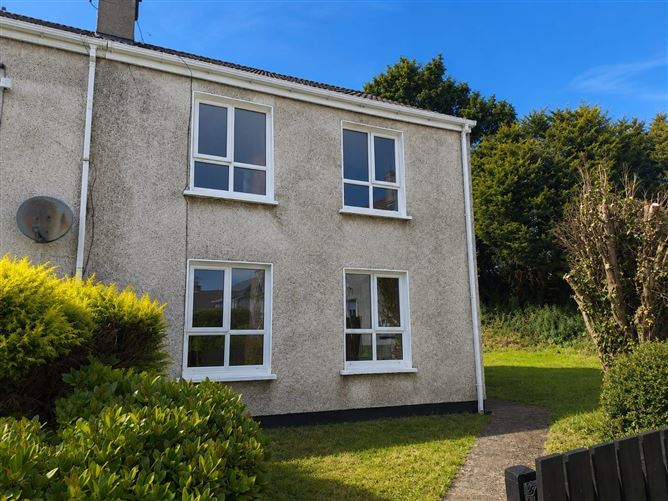 Photo 1 of 13 — 6 Magherennan Heights, Letterkenny, Co. Donegal