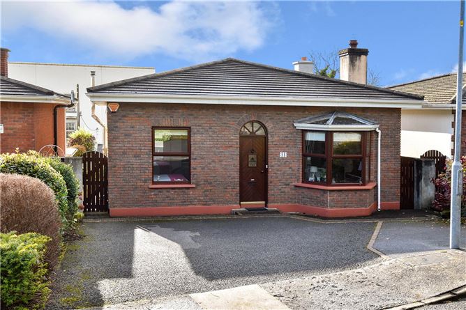 11 The Gardens, Threadneedle Road, Salthill, Galway