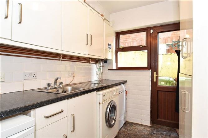 11 The Gardens, Threadneedle Road, Salthill, Galway