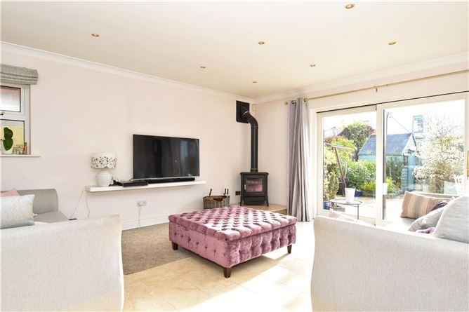 11 The Gardens, Threadneedle Road, Salthill, Galway