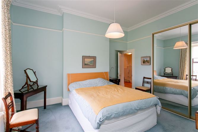Ealand Lodge, 2 Strand Road, Sandymount, Dublin 4