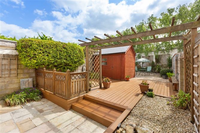 33 O'Connell Gardens, Sandymount, Dublin 4