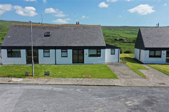 10 Father Bohan Houses, Fanore, Co. Clare