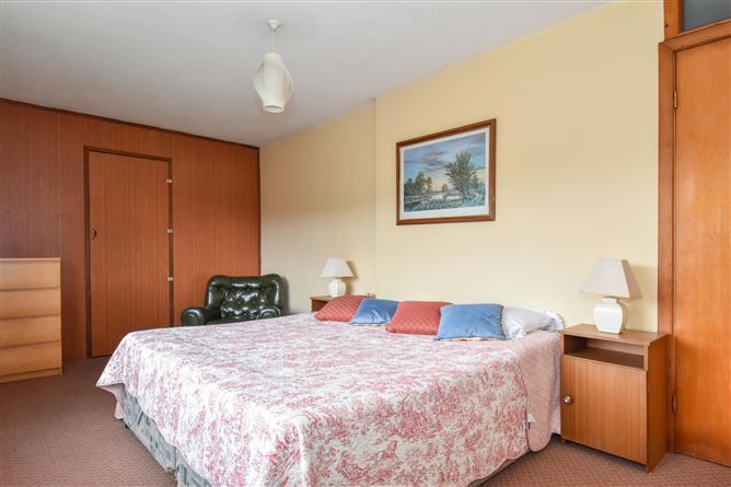 2 Beechmount Avenue, Highfield Park, Galway