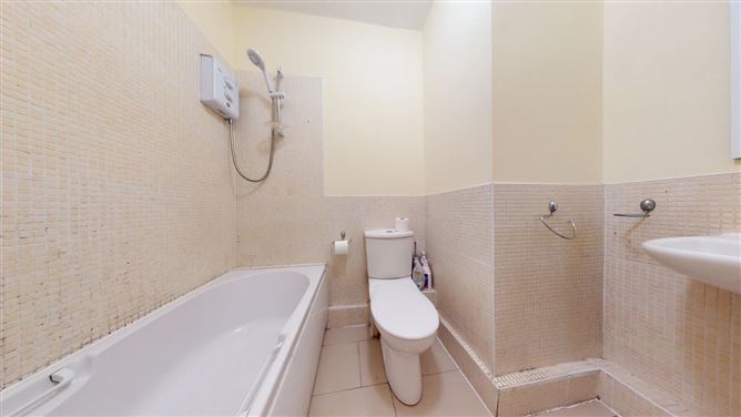 Apartment, 38 East Courtyard, Tullyvale, Cabinteely, Dublin 18