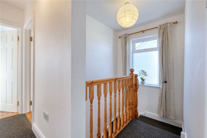 32 Ardeevan, Ballinalee Road, Longford