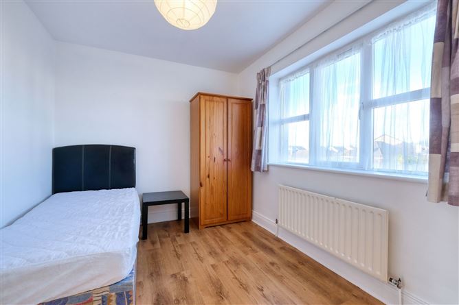 32 Ardeevan, Ballinalee Road, Longford