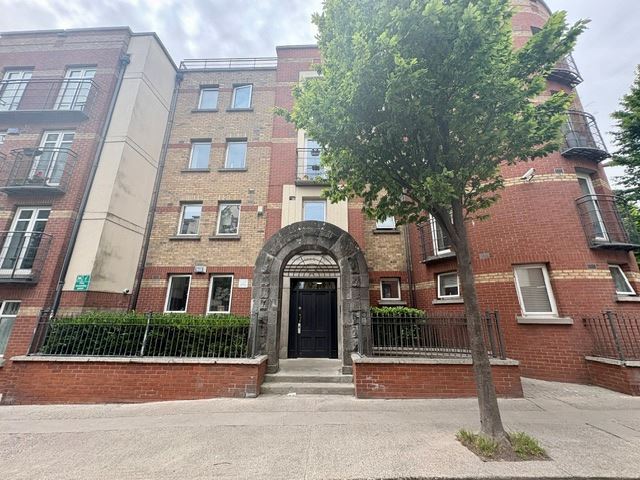 Newmarket Square, Wards Hill, Dublin 8