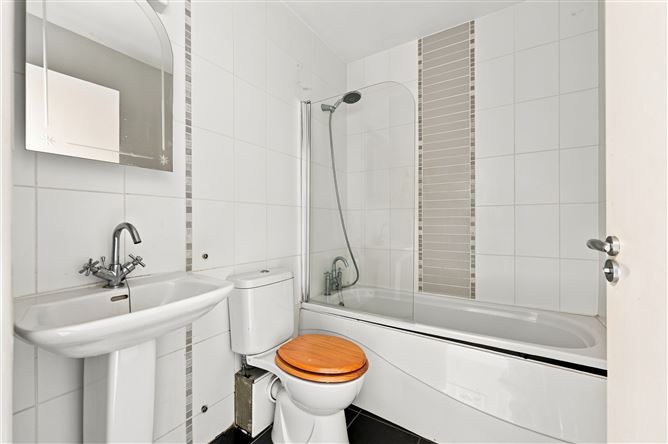 Photo 22 of 23 — 46 Parkview, Robswall , Malahide, County Dublin