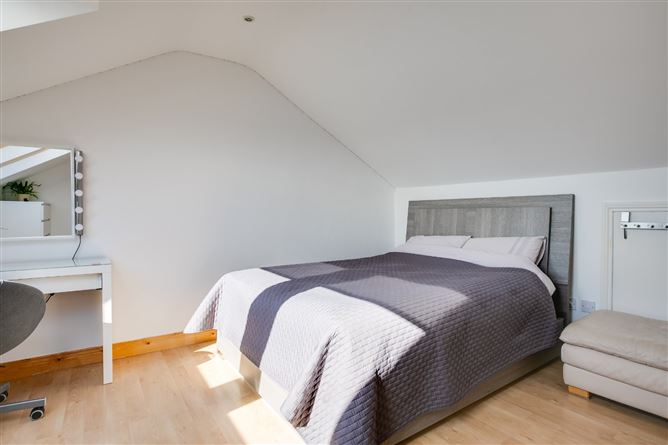 22 Cruagh Avenue, Stepaside, Dublin 18