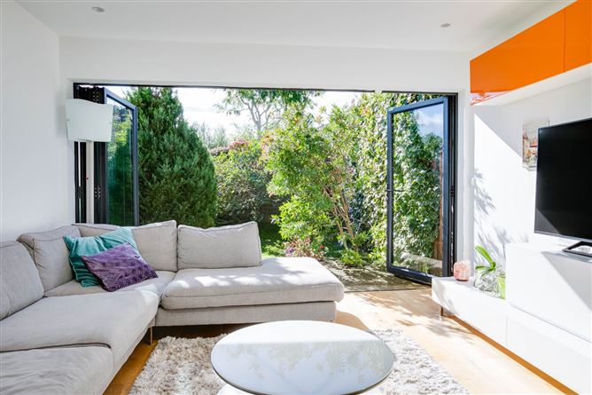 22 Cruagh Avenue, Stepaside, Dublin 18