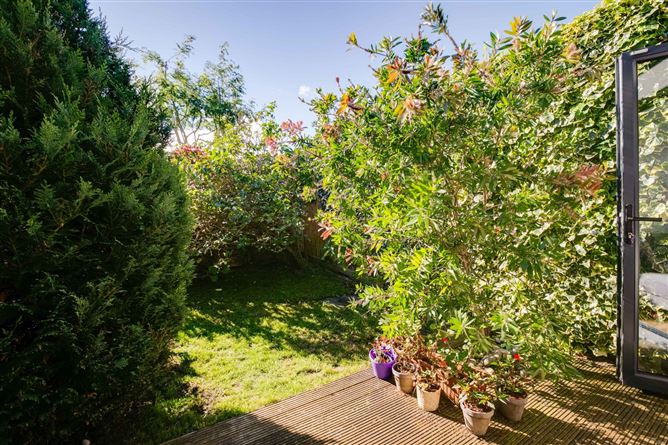 22 Cruagh Avenue, Stepaside, Dublin 18