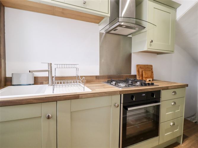 8 Carr House Road,Shelf, West Yorkshire, United Kingdom