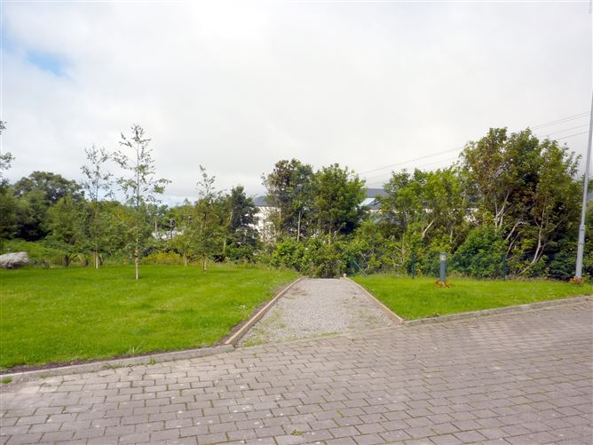 6 The Railwalk, Westport, Co. Mayo
