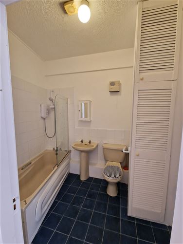7 Churchview Mews, Salthill, Galway